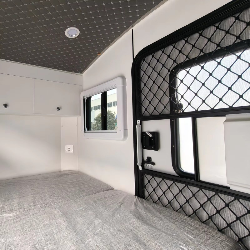 カスタムキャンピングカー、トラベルトレーラーRV、屋外ロード - Outdoor Adventure Rv のレビューと価格