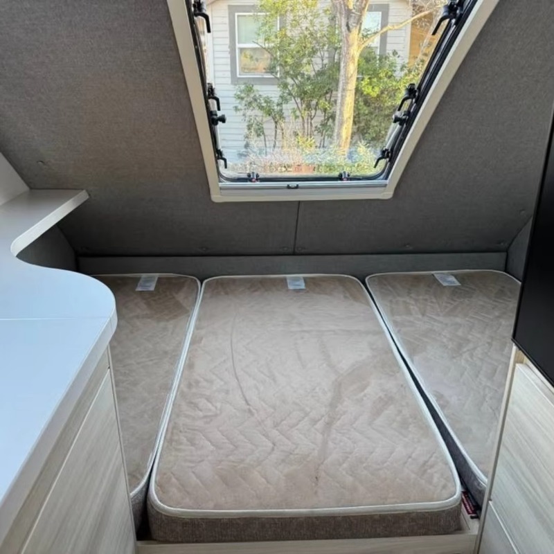 カスタムキャンピングカー、トラベルトレーラーRV、屋外ロード - Outdoor Adventure Rv のレビューと価格