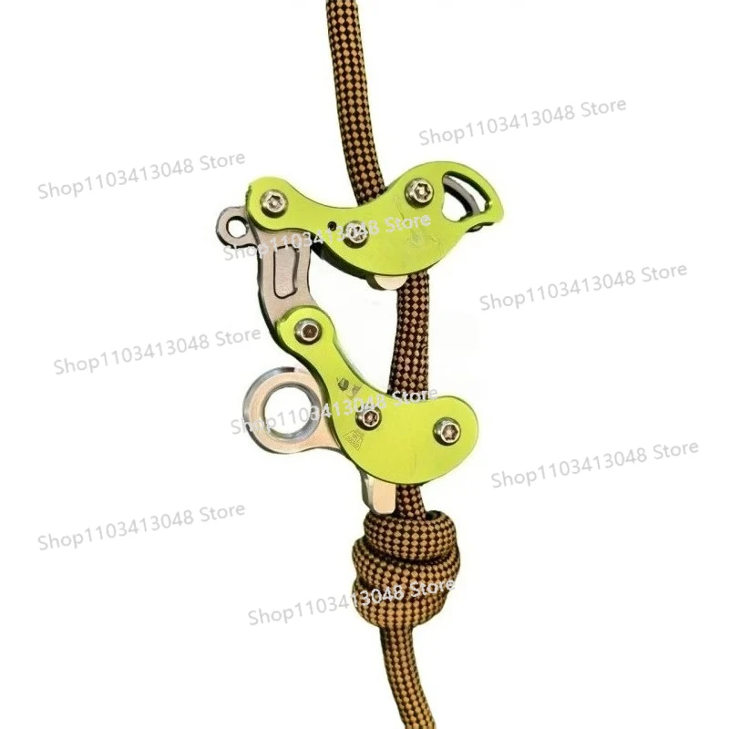 8つのリングで木を登る機械式グリップ（ロープ不要）屋外アドベ - Outdoor Adventure Activities For Kids のレビューと価格
